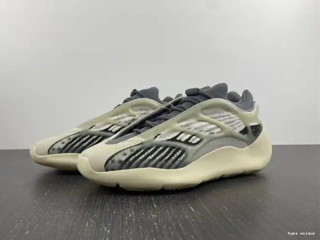 hype ID1674 Yeezy V3 Fade Adidas Salt 700 0521